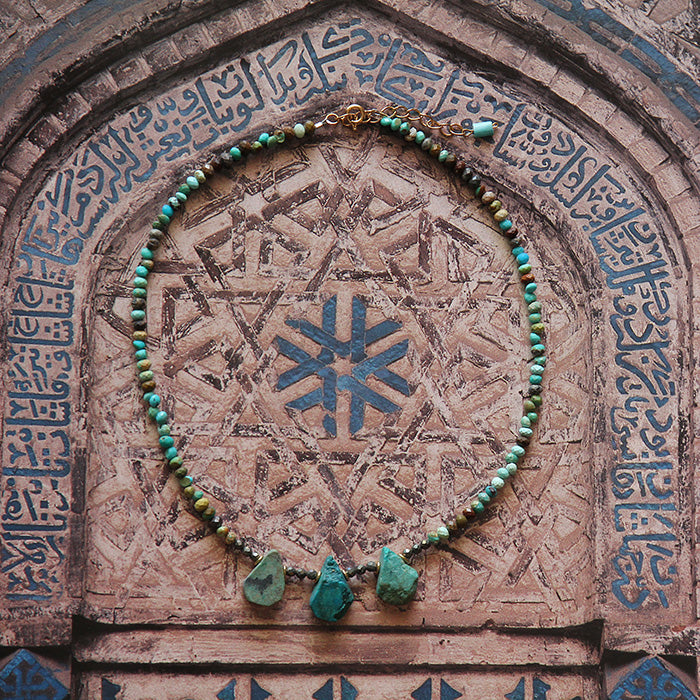 Shadowy Seduction Necklace