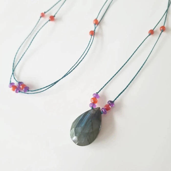 Fragil and hard Necklace