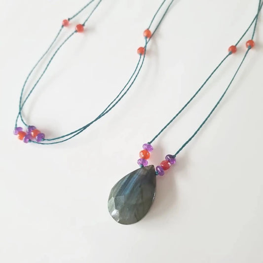 Fragil and hard Necklace