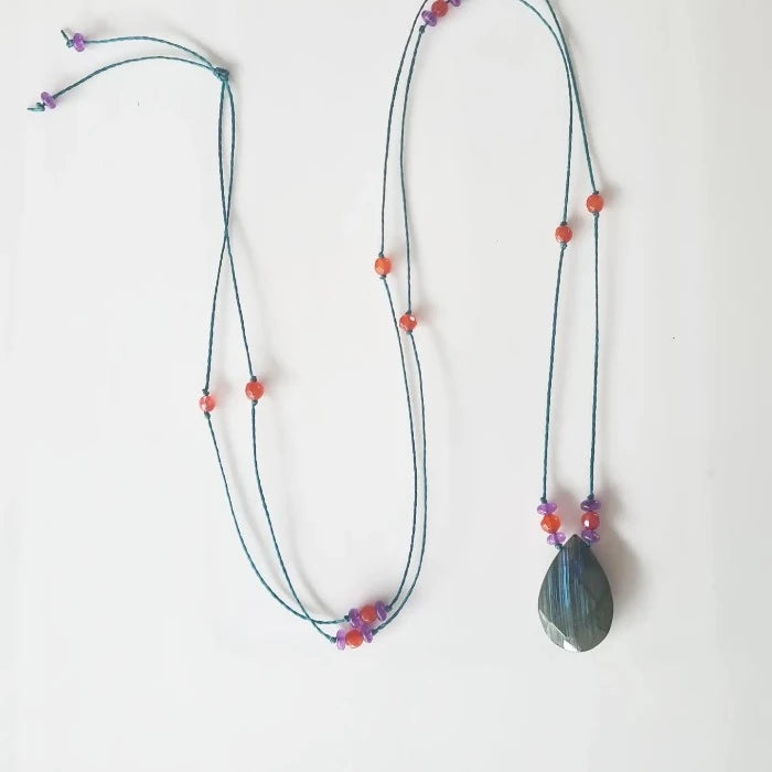 Fragil and hard Necklace