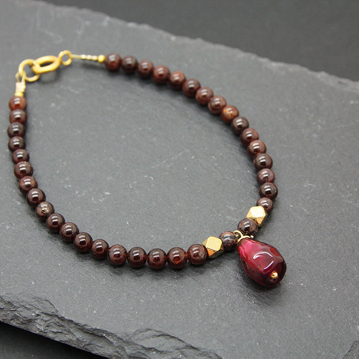 Pomegranate Beaded Bracelate, Garnet stones