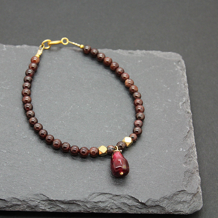 Pomegranate Beaded Bracelate, Garnet stones