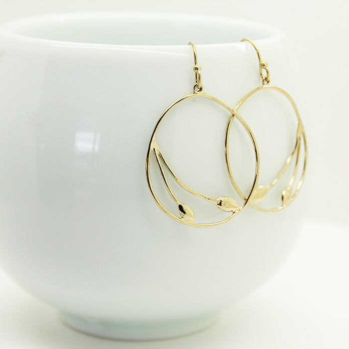 Delicate earrings