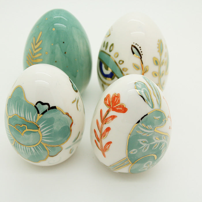 Hand painted wooden eggs – Yalda Concept Store Persan