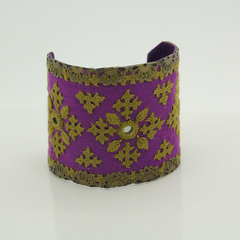 Regal Embellishment Bracelet, Purple