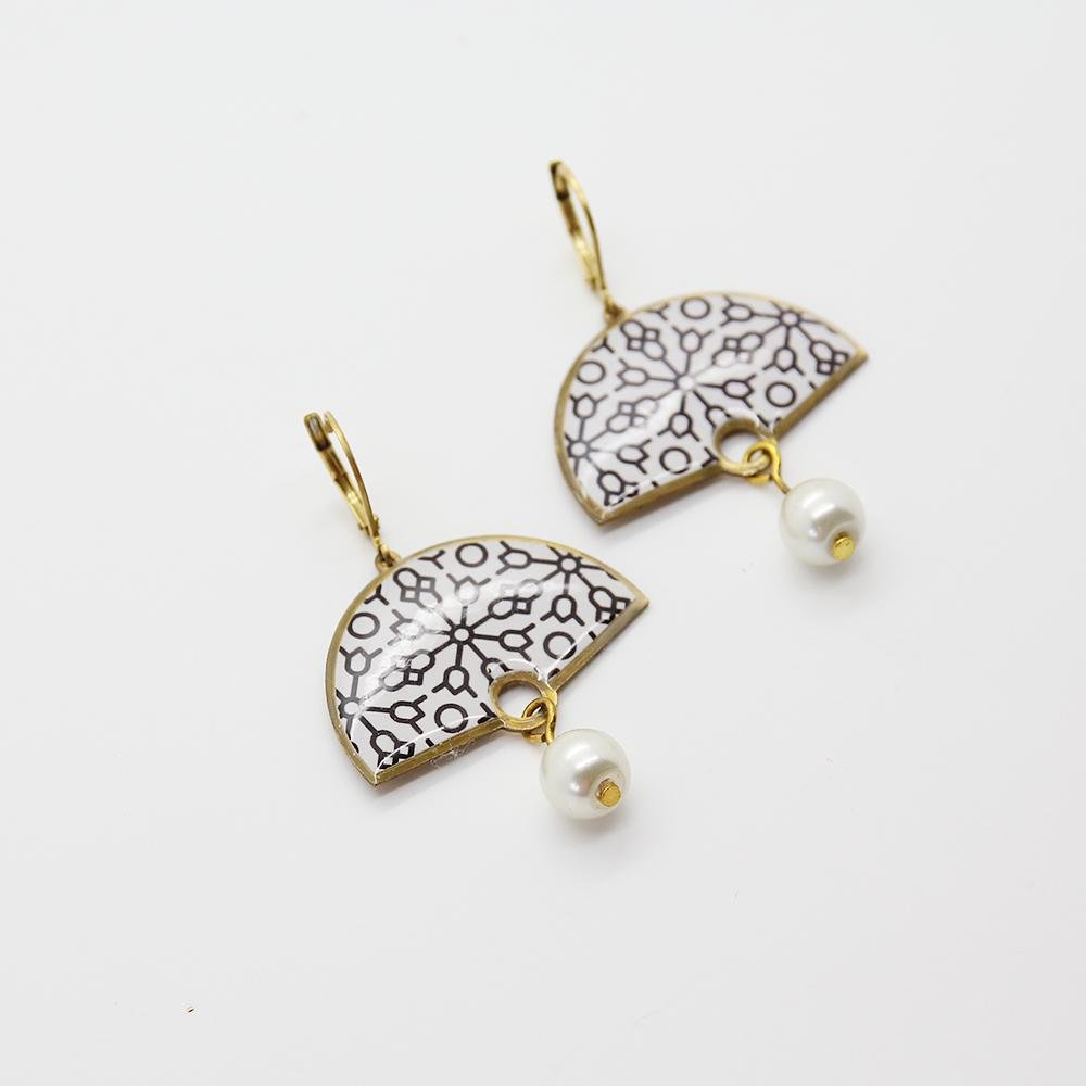 Delicate Patterns Earrings, Rose Flowers - Yalda Concept Store Persan