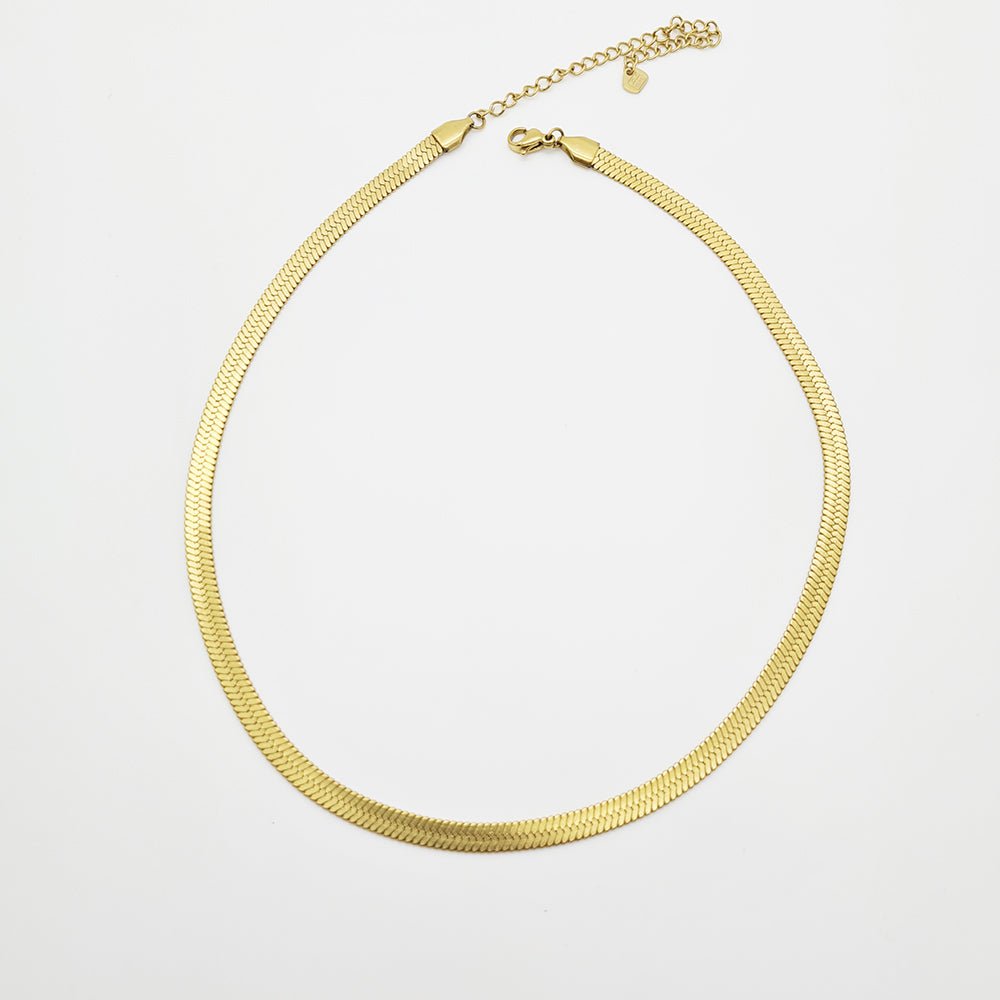 Timless gold necklace - Yalda Concept Store Persan