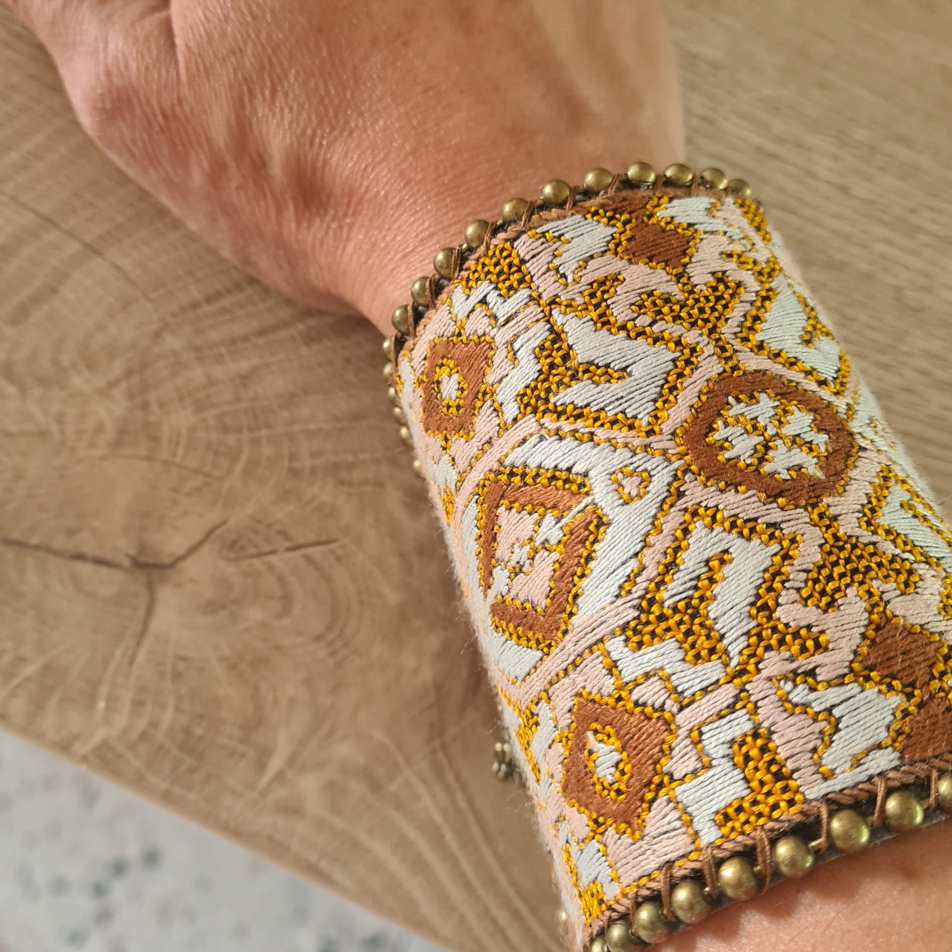 Statement Persian Stitch Bracelet - Yalda Concept Store Persan