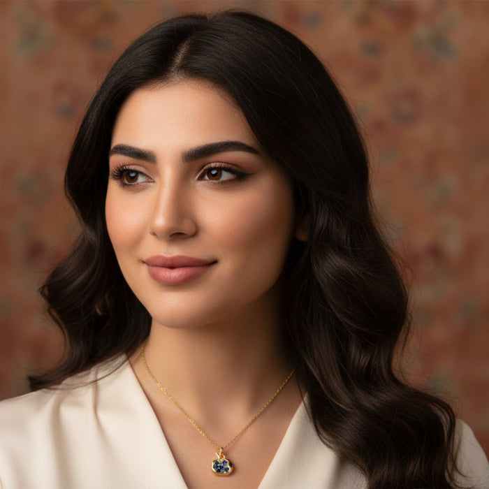 Stunning pomegranate and pink zircon necklace, handmade in France by Roshanak Ostad. A unique and elegant Persian jewelry piece. Fast shipping in France.