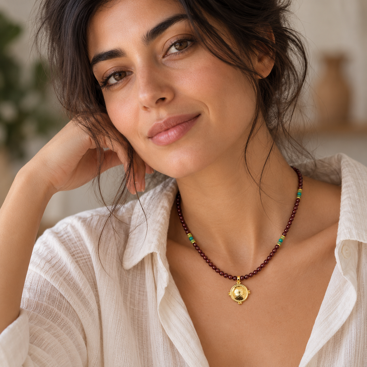 Statement Garnet Necklace - Yalda Concept Store Persan