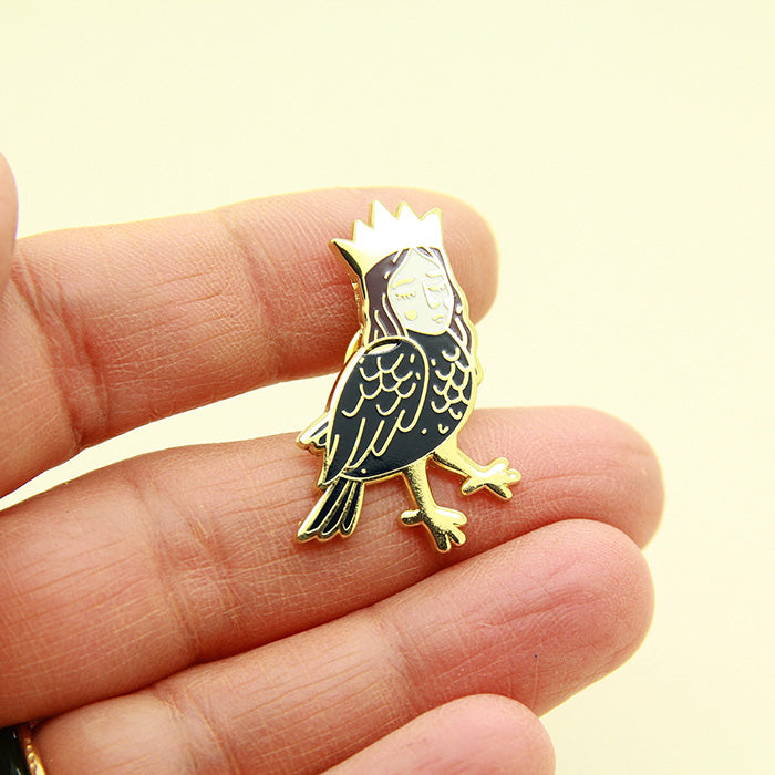 Queen Crow Brooch