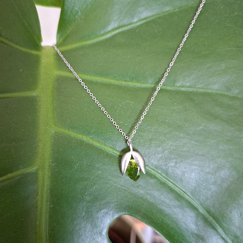 Pistache Necklace