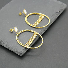 Load image into Gallery viewer, Timeless Gold Elegance Earrings
