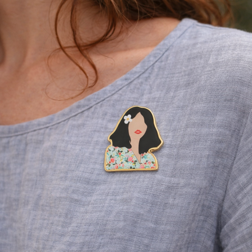 Women Life Freedom Brooch - Yalda Concept Store Persan