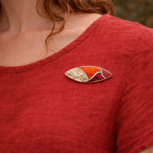 Red Leaf Handmade Brooch - Yalda Concept Store Persan