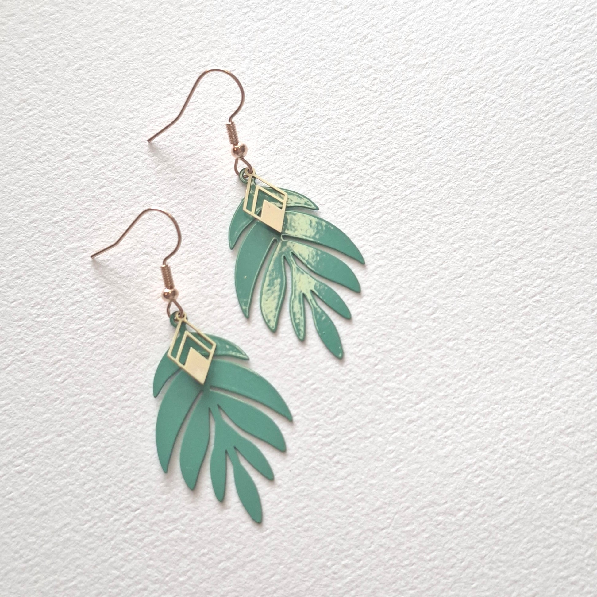 Green leave Earrings (m - Yalda Concept Store Persan