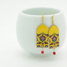 Load image into Gallery viewer, Saffron Spice Earrings
