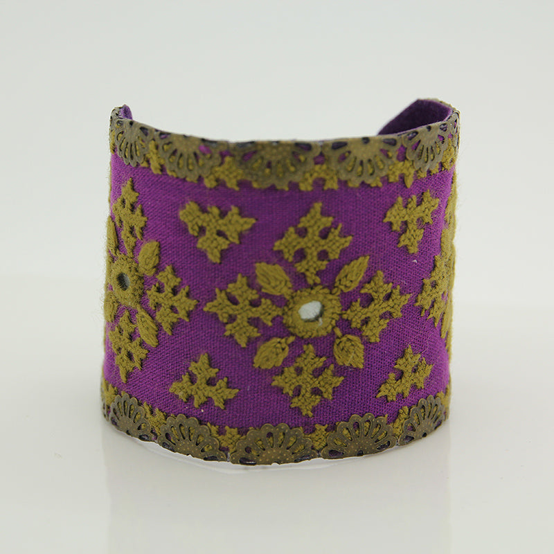 Regal Embellishment Bracelet, Purple