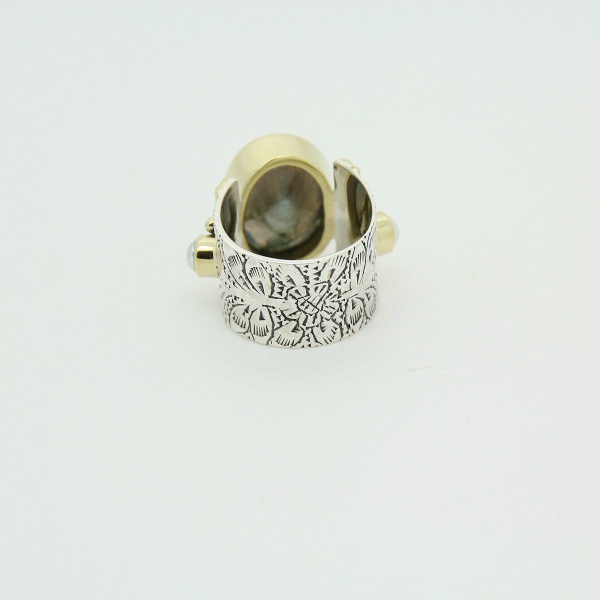 Oriental Chic Silver Ring with Labradorite - Yalda Concept Store Persan